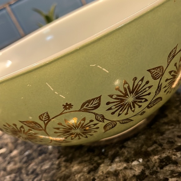 Vintage Pyrex 443 Bowl - Picture 1 of 6